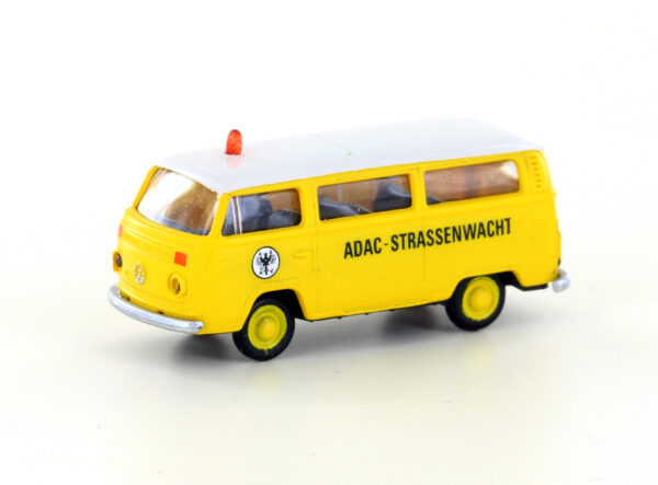 VW T2 Bus ADAC road patrol