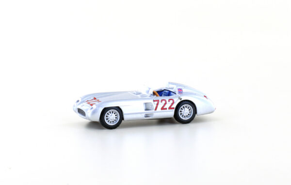 Mercedes Benz 300 SLR Roadster, No.722 silber - 1/87 – Bild 3