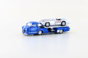 MB Renntransporter + 300 SLR J.M. Fangio 658 - 1/87