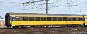 Set of 2 Bpm passenger coaches, 2nd class (UIC Z1) Regiojet, Ep.VI