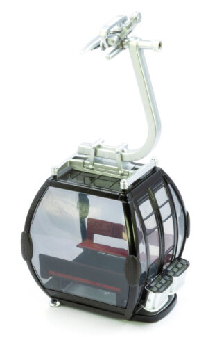 Omega IV schw Tür schw 1:32