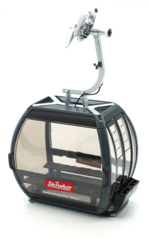 Omega V 10 Salvistabahn 1:32